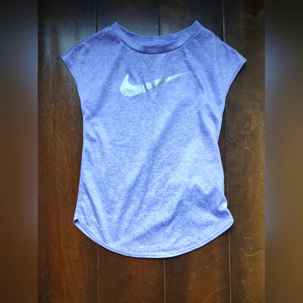 Girls Nike Dri-fit top